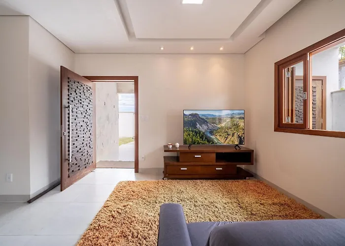 Casa Riviera 3Q 250M Da Praia By Achei